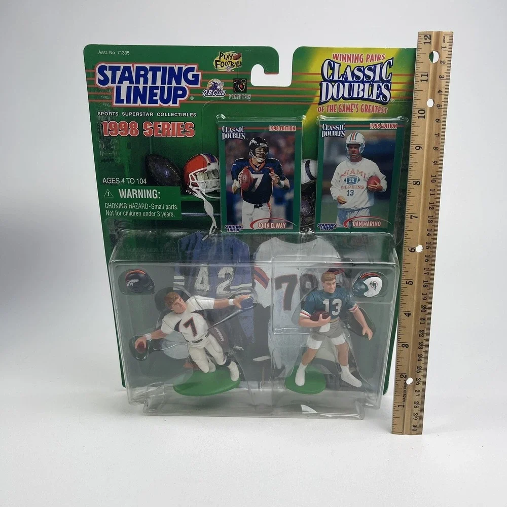 1998 NFL Starting Lineup Classic Doubles John Elway Dan Marino Kenner Figure